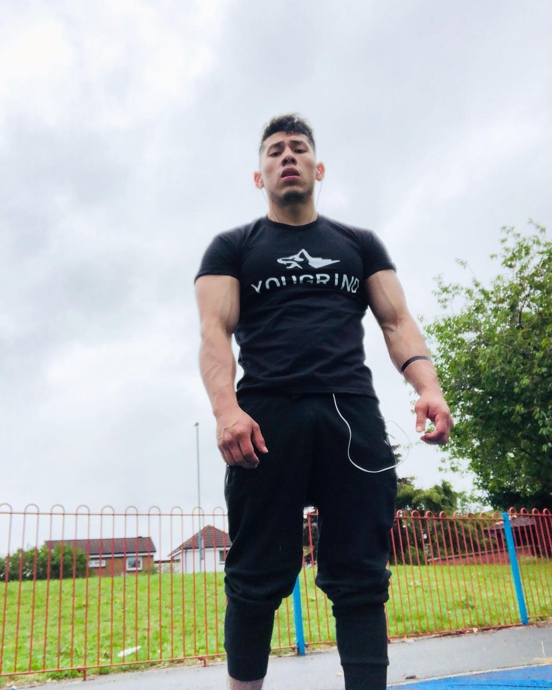 PREMIUM PERFORMANCE T-SHIRT
