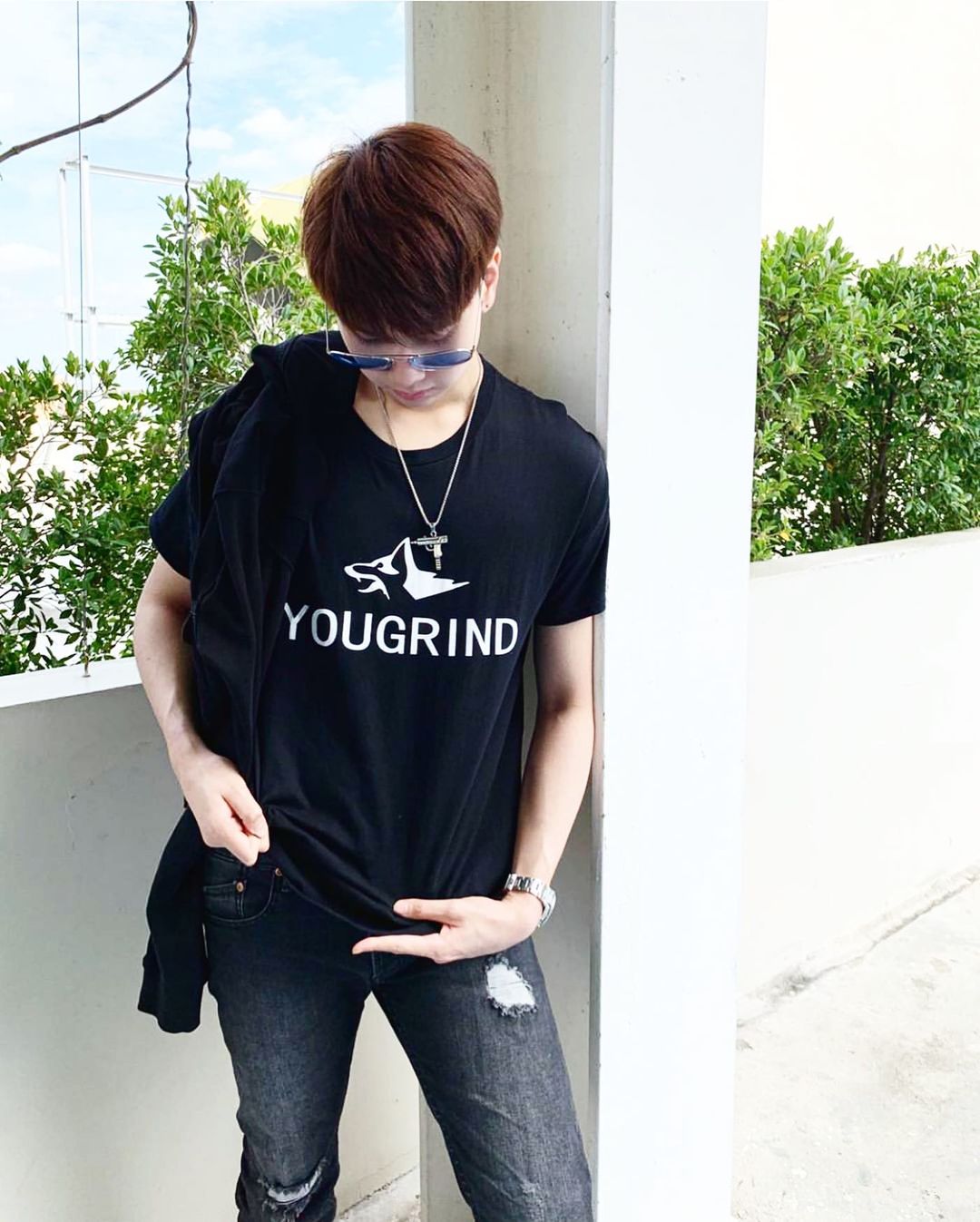 PREMIUM PERFORMANCE T-SHIRT