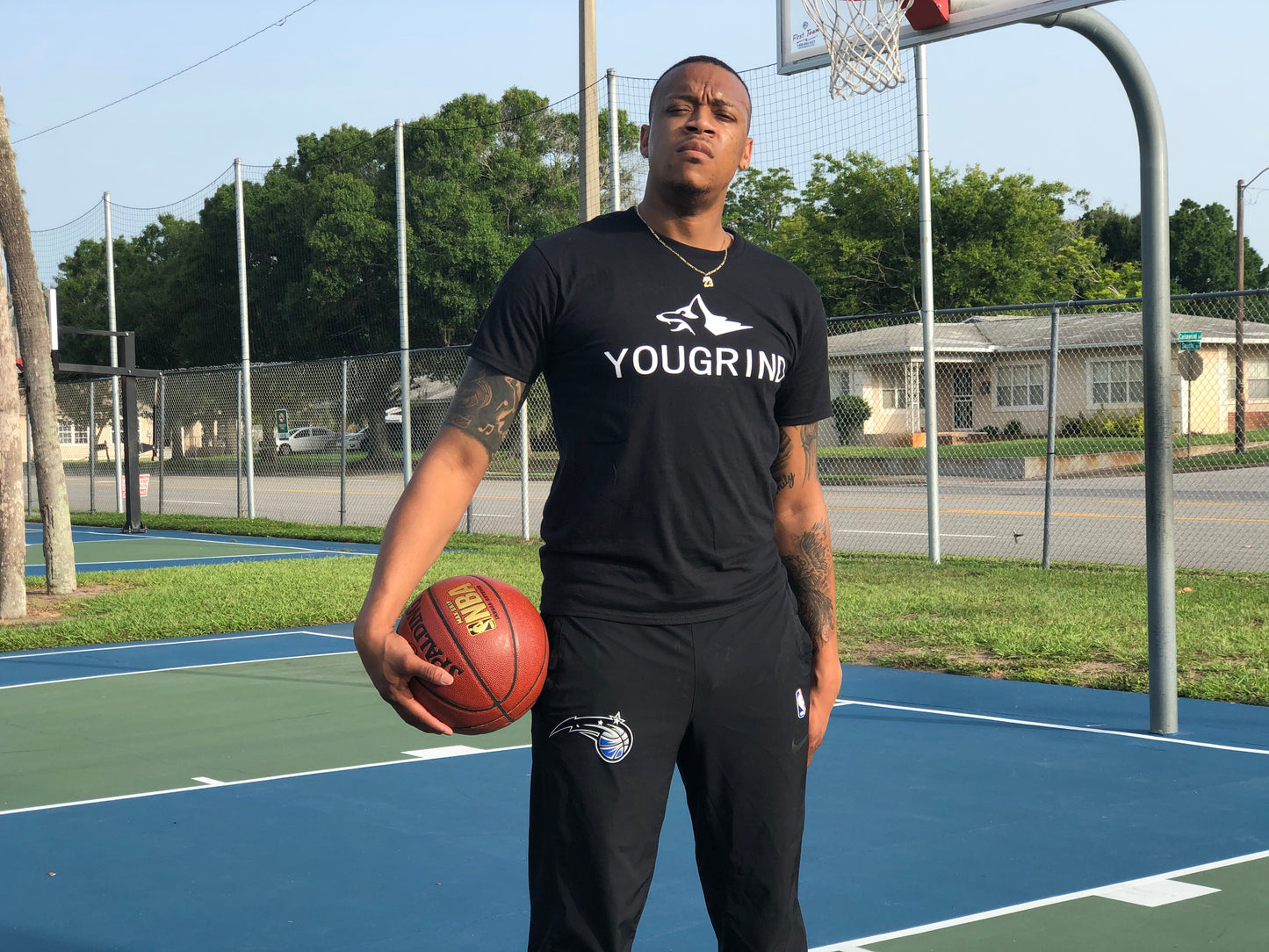 PREMIUM PERFORMANCE T-SHIRT